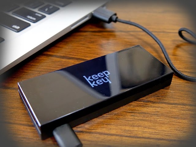 KeepKey افضل محفظة للعملات الرقمية للمبتدئين